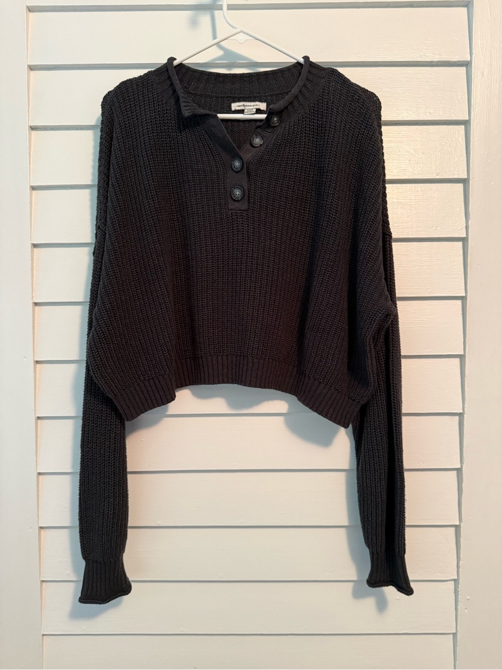 American Eagle | Cropped Knit Henley Sweater Dark Charcoal Size Medium